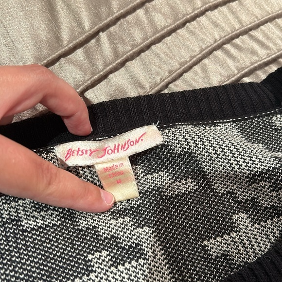 Betsey Johnson Houndstooth Cropped Sweater, M - Picture 3 of 3